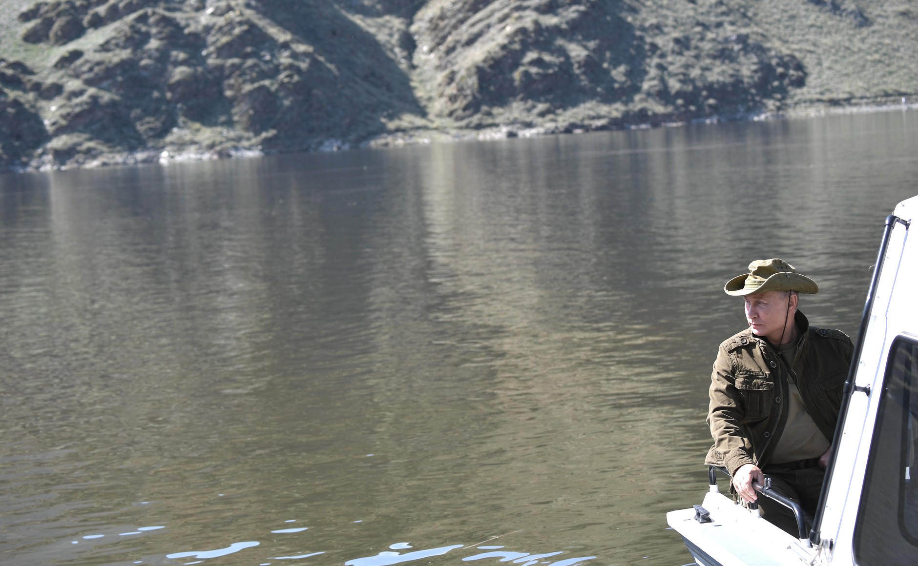 پوتین دەستبەرداری ئارەزووەكانی نابێت