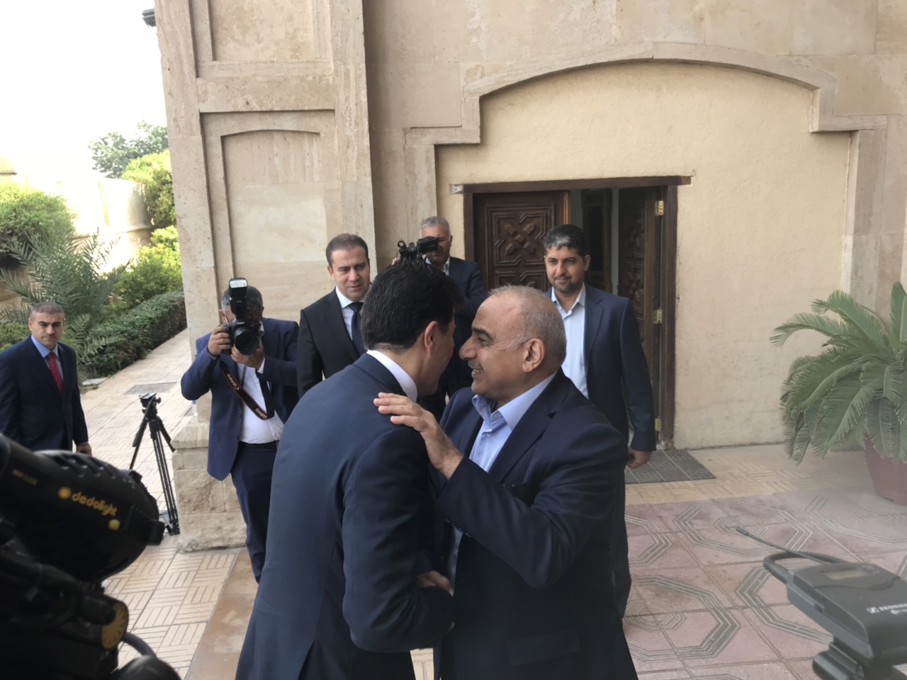 نێچیرڤان بارزانی و عادل عەبدولمەھدی پرسی سەرۆككۆمار تاوتوێ دەكەن
