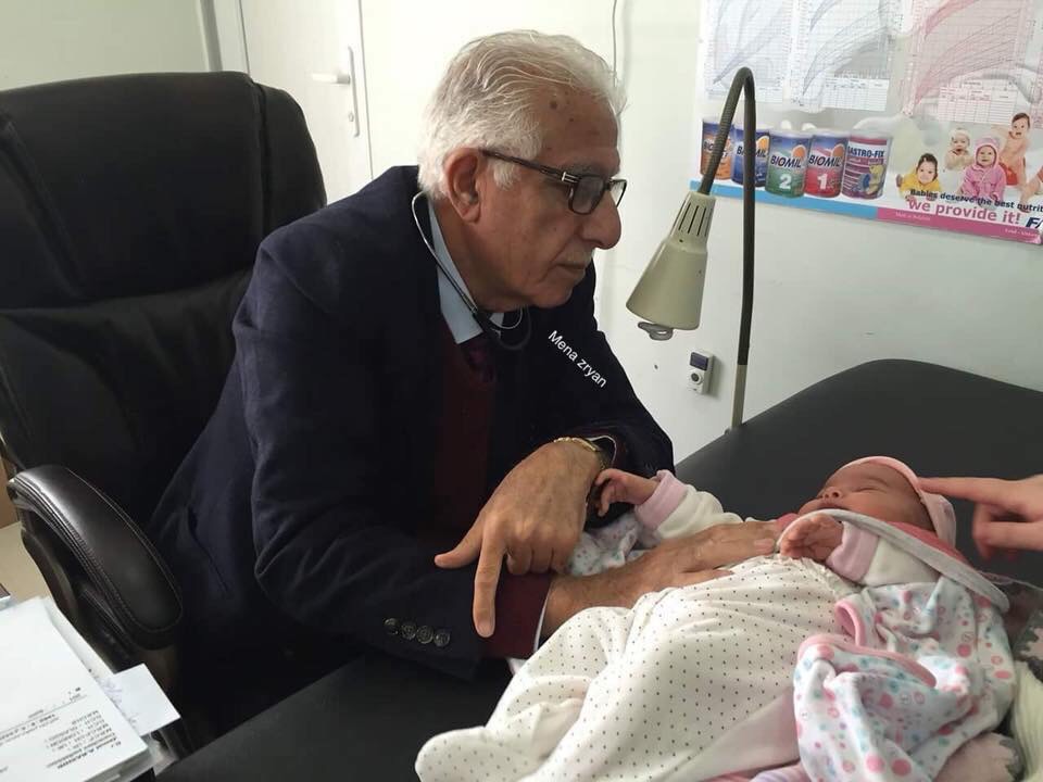 دكتۆر جەمال ئەحمەد رەشید پسپۆری نەخۆشییەکانی منداڵان كۆچی دواییكرد