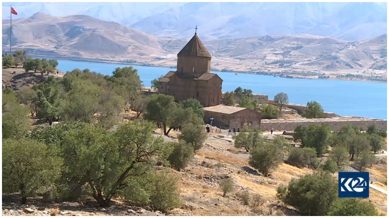 Di 9'ê Îlonê de Kiristiyanî ji bo ayînê li Dêra Axtamarê bicivin