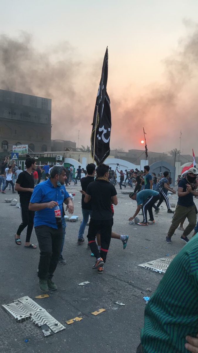 VIDEO: Five killed, 30 wounded in Basra as demonstrators burn governorate office