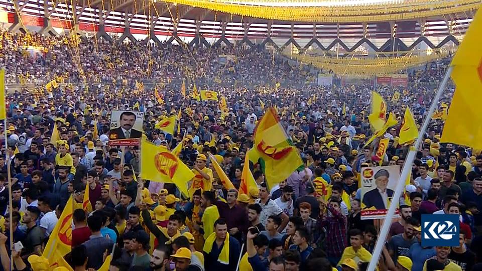 صحنه‌ای از کارزار انتخاباتی پارت دموکرات کردستان با حضور مسعود بارزانی در شهرستان زاخو، چهار مهر 97