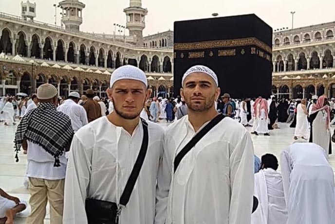 حه‌بیب له‌ كاتی به‌جێهێنانی عه‌مره‌