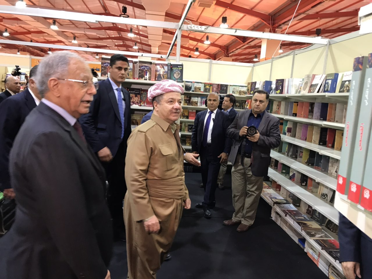 سەرۆك بارزانی 13مین پێشانگای كتێبی لە ھەولێر كردەوە