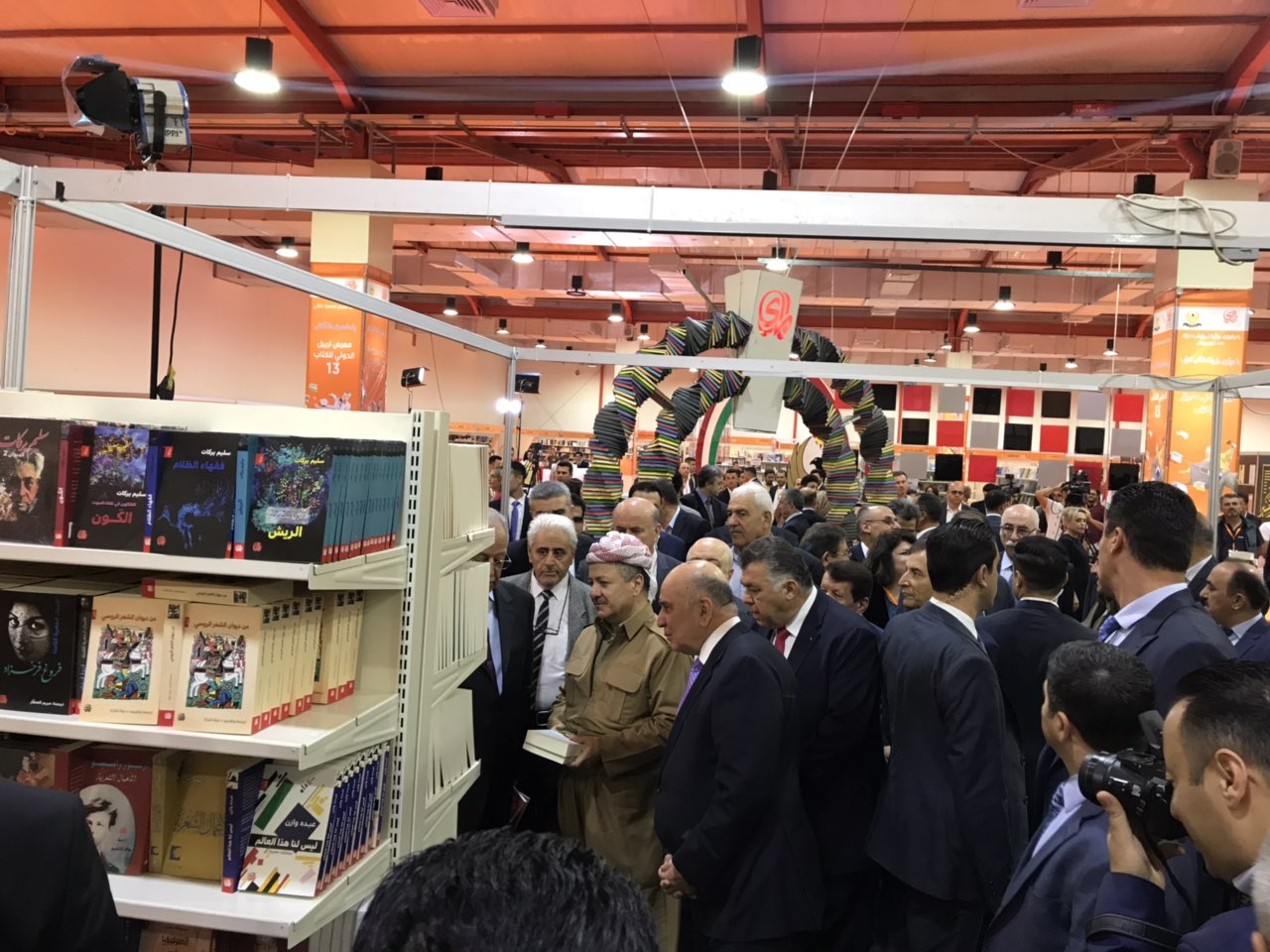 سەرۆك بارزانی 13مین پێشانگای كتێبی لە ھەولێر كردەوە