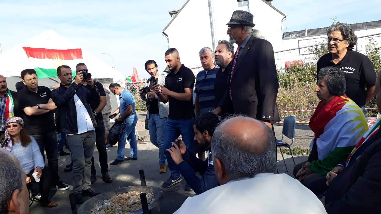  “Polîsa Almanî nameya çalakvanên Efrînê digihîne konsolxaneya Tikiyê” 