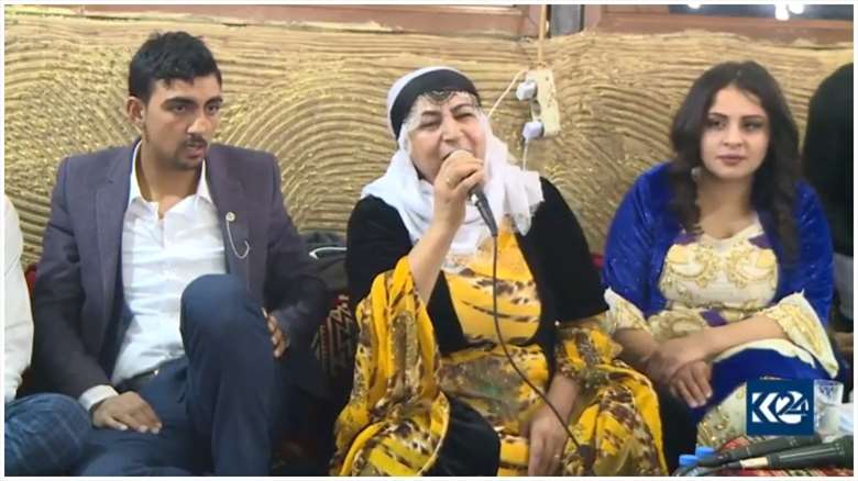 Dengbêja Kurd Gazin li Enqerê hate bibîr anîn