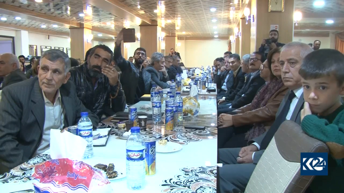 بالصور.. القامشلي تحتضن مهرجان الشعر الكوردي وسط انتقادات