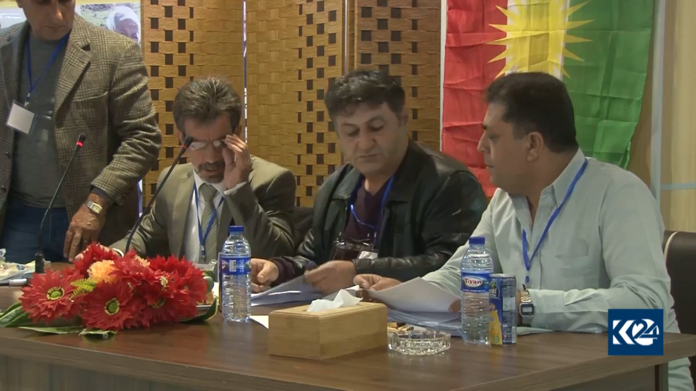 بالصور.. القامشلي تحتضن مهرجان الشعر الكوردي وسط انتقادات