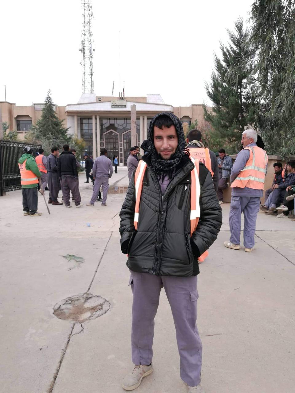 ژمارەیەك كرێكار لە دەڤەری راپەڕین خۆپێشاندان دەكەن