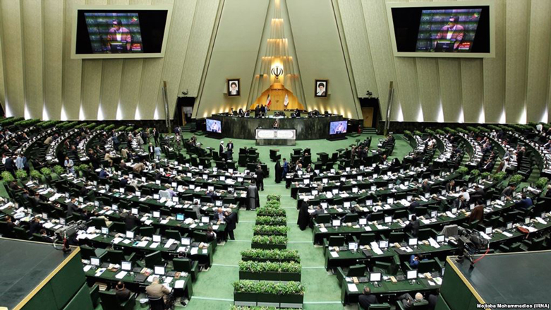 ئێران خۆی بۆ سزاكانی ئەمەریكا ئامادە دەكات