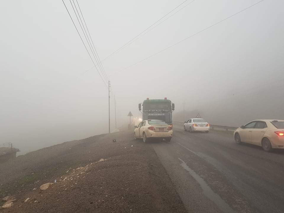 لە رووداوێكی ھاتووچۆدا سێ كەس بریندار بوون