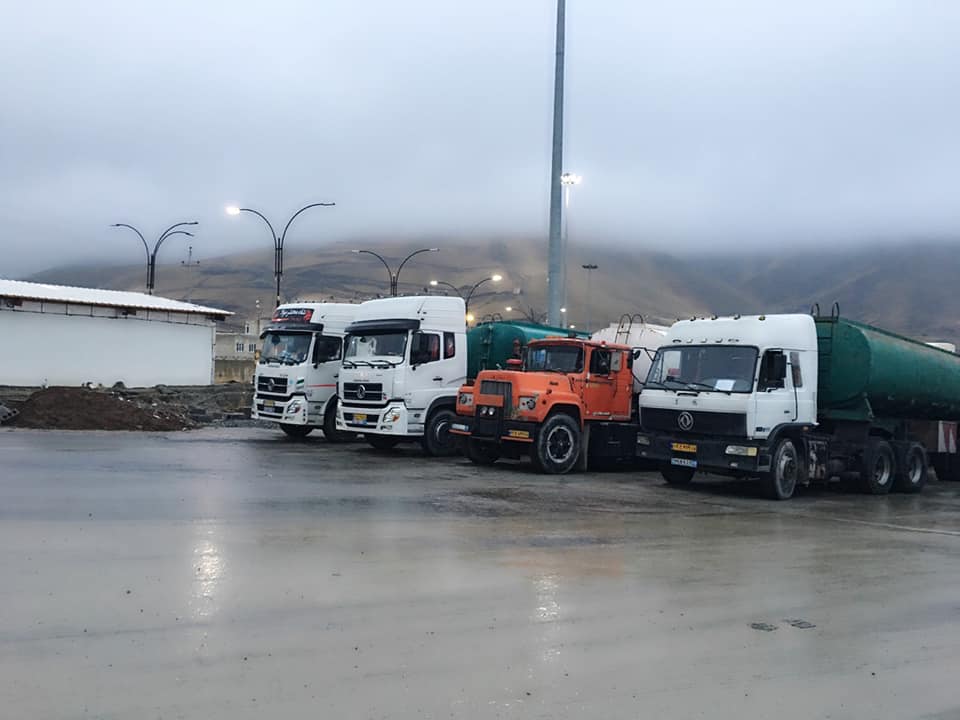 لە حاجی ئۆمەران 8 تانكەر بەنزین گەڕێندرانەوە ئێران