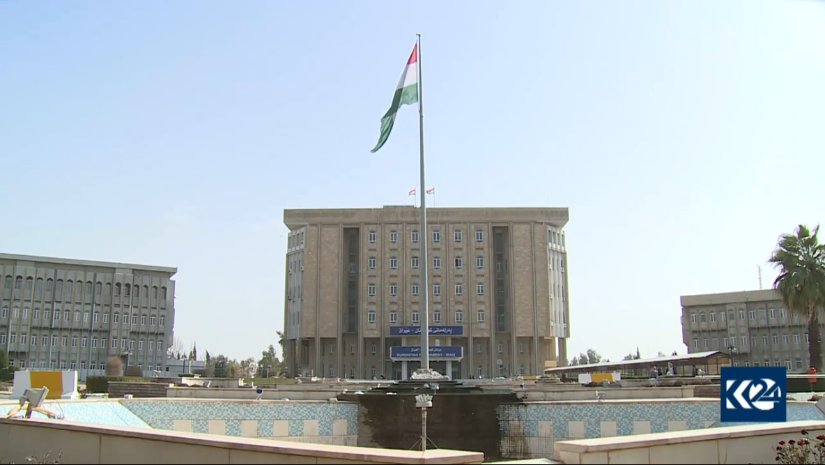 سبه‌ى كانديده‌ ده‌رچووه‌كانى په‌رله‌مان سوێندى ياسايى ده‌خۆن