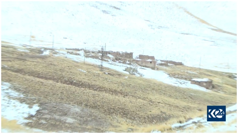 Malbata Delen li gundê Xetîpê bi zehmetiyan re dijîn