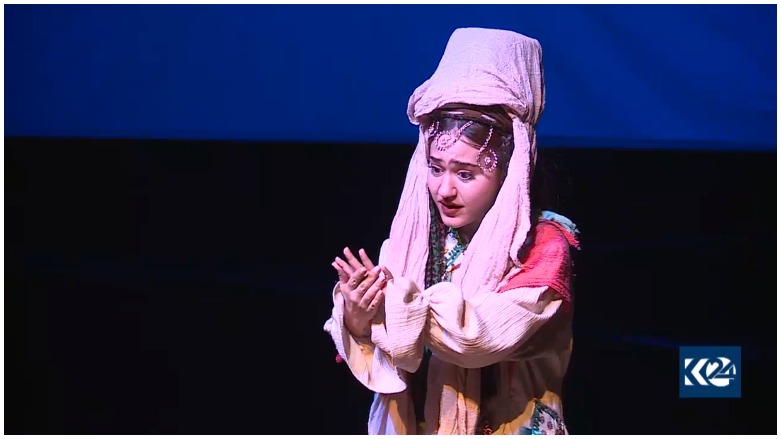 Mem û Zîn li ser dika şanoya dewletê hat pêşandan