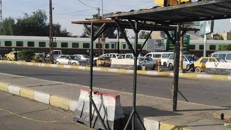 ازدحام خانق بعد توقف وجيز لـ"قطار بغداد"