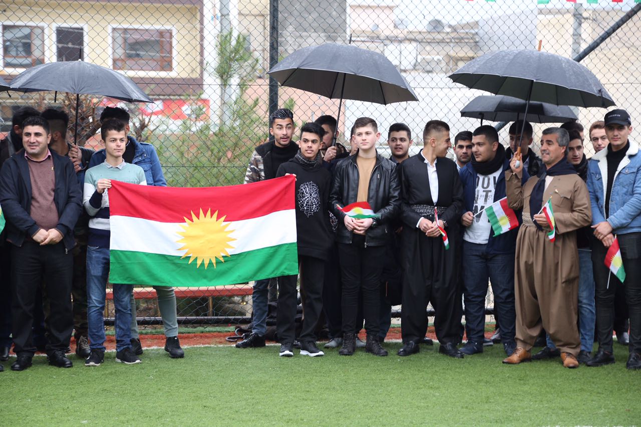 روز پرچم کردستان با مراسم‌های باشکوهی برگزار شد