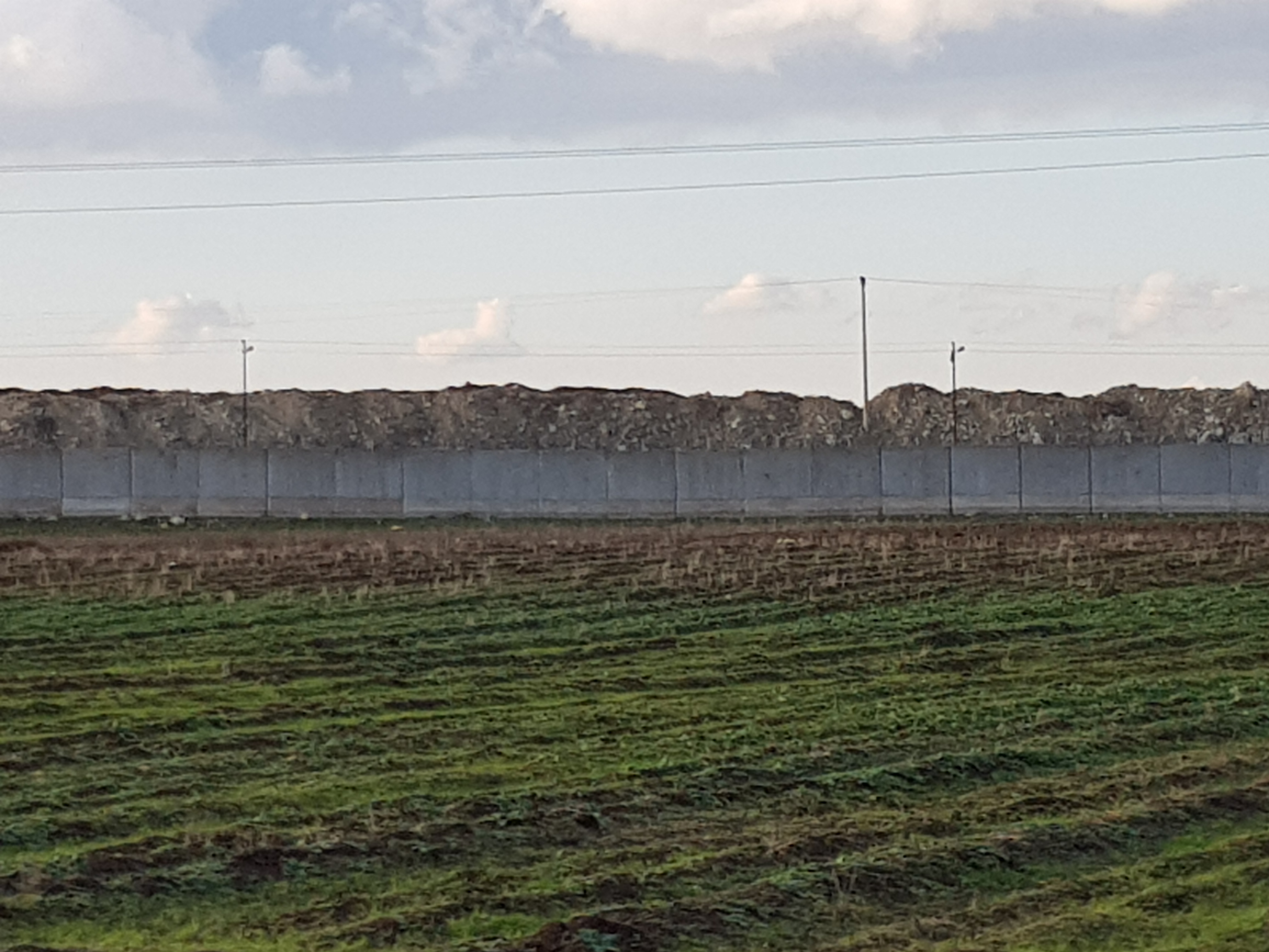 No removal of border walls amid Turkish threats, but fear remains in Serekaniye
