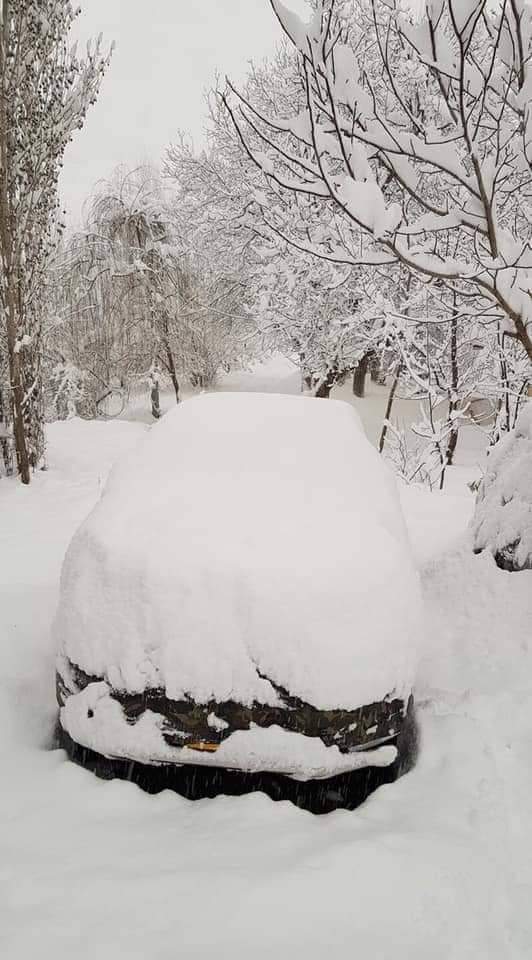  بەفربارین چەند ناوچەیەكی ھەرێمی كوردستانی گرتەوە