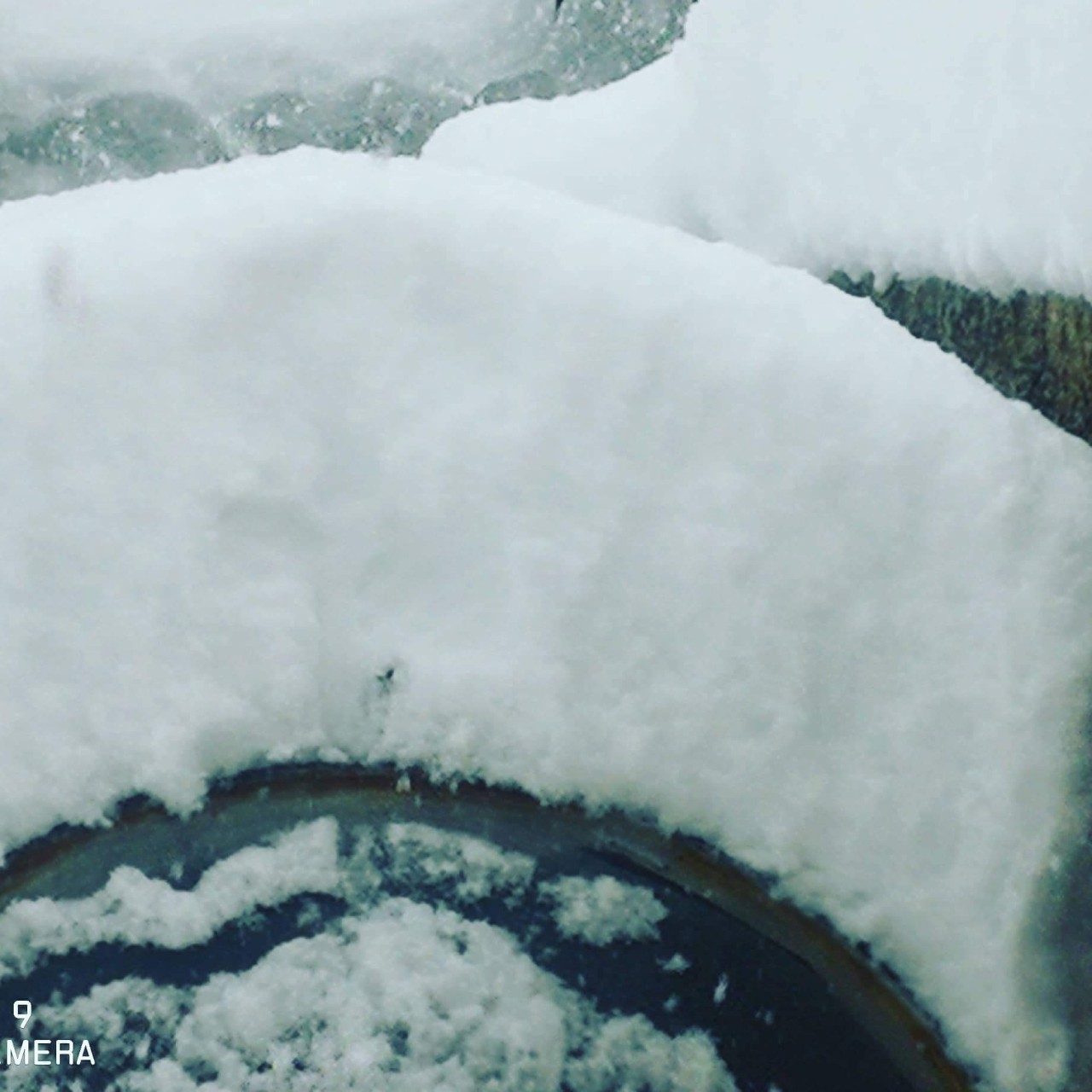  بەفربارین چەند ناوچەیەكی ھەرێمی كوردستانی گرتەوە