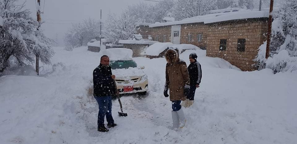  بەفربارین چەند ناوچەیەكی ھەرێمی كوردستانی گرتەوە