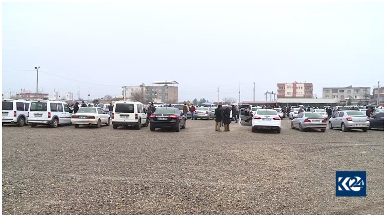 Bazara trempêlên destê dû li Diyarbekir geş bû