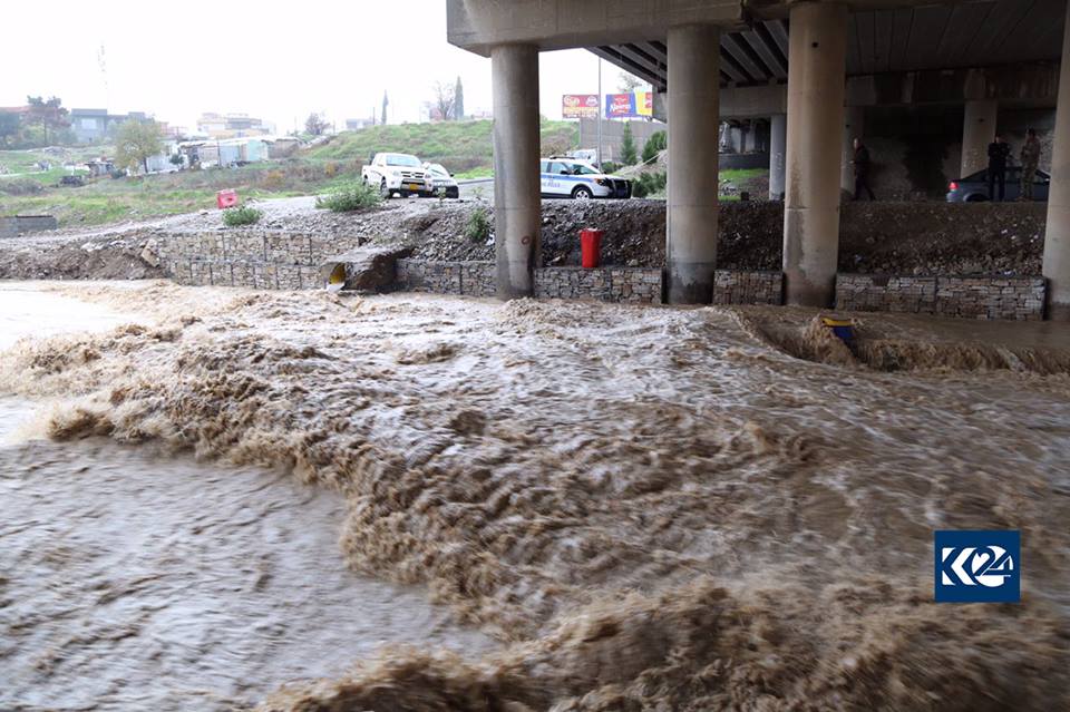 امطار غزيرة تخلف سيولاً في السليمانية
