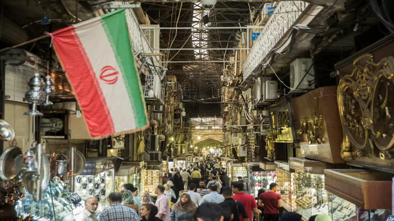 ئێران لەبارەی دۆخی دارایی ھۆشداری دەداتە ھاووڵاتیان
