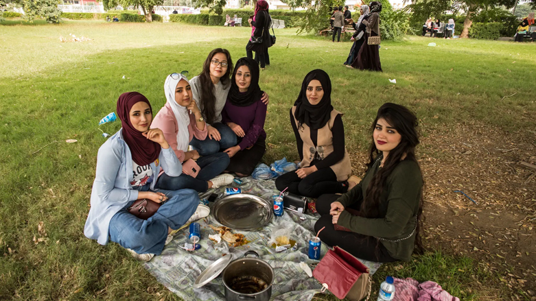 بالصور | بغداد تلتقط أنفاسها بـ"أحلام كبيرة"