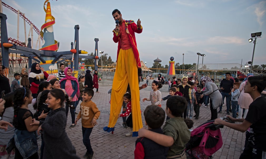 المتنزه يشهد ازدحاماً لاسيما نهاية الاسبوع (صورة: الغارديان)