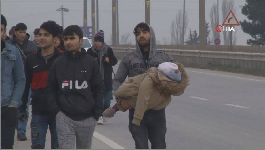 Tirkiyê derîyê Ewrûpayê bo penaberan vekir