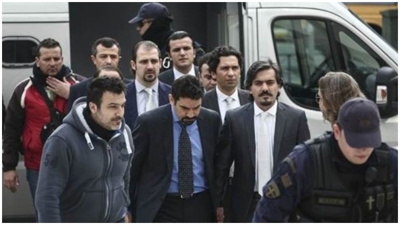 Tirkiye daxwaza radestkirina 8 leşkeran ji Yunanistanê dike