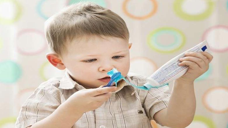 زۆربه‌كارهێنانى هه‌ويرى ددان شووشتن بۆ منداڵان زيانى هه‌يه‌