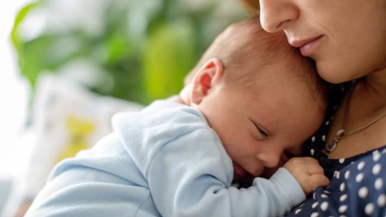 ئەو ژنانەی دووگیانن و بە ئەرێنی بیر دەکەنەوە منداڵەکانیان توانایه‌کی زیاتریان هەیە
