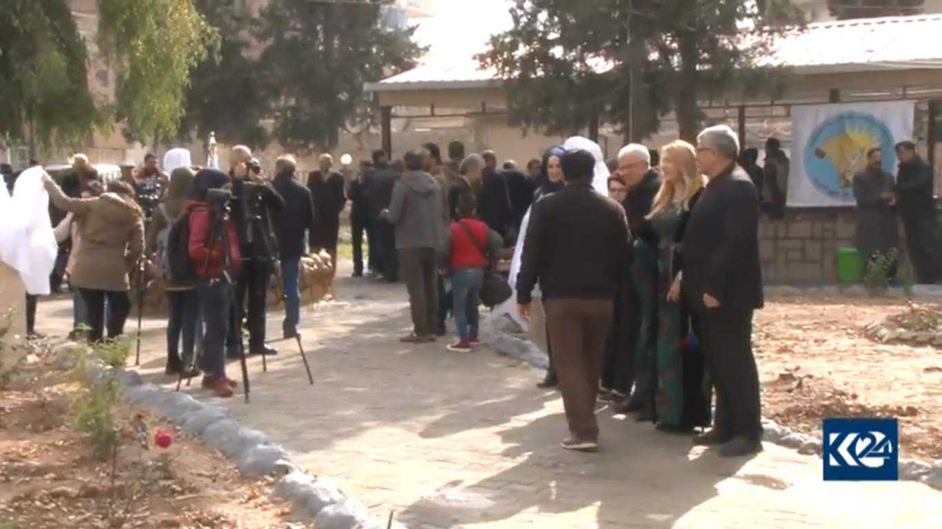 بالصور.. افتتاح حديقة من 