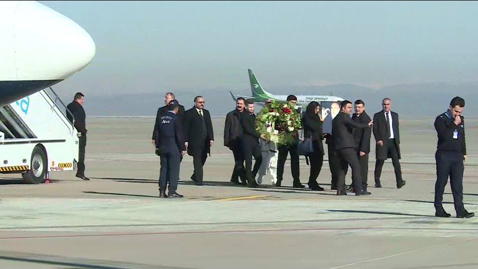 مراسم استقبال جثمان امير الايزيديين في كوردستان