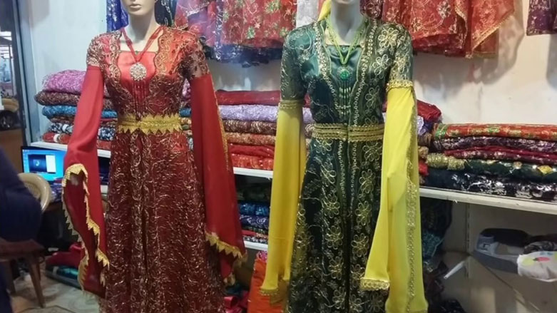 Qamişlo.. Di Adarê de daxwaza li ser cilên Kurdî bilind e  