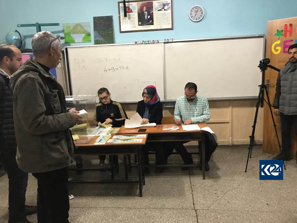 ھەڵبژاردنی شارەوانییەكان لە توركیا و باكووری كوردستان بەڕێوەدەچێت