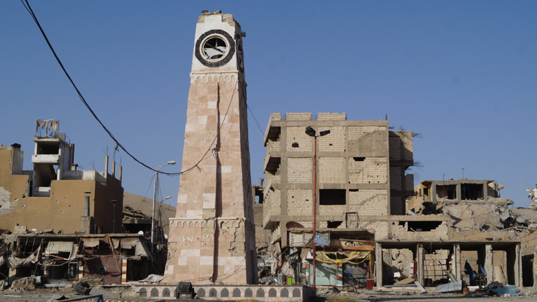Raqqa’s iconic clock tower before it was renovated in October 2017. (Photo: Wladimir van Wilgenburg/Kurdistan 24).