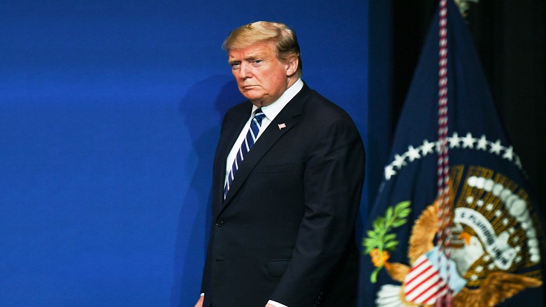 ترەمپ دان بە شکستی ئەمەریکا لە عێراق و سووریا دەنێت