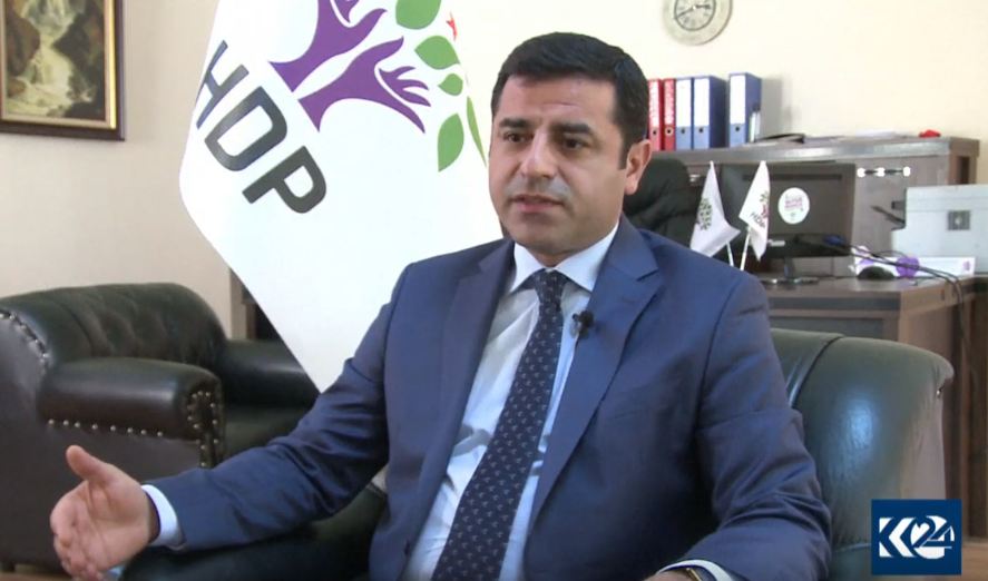 Demîrtaş:hewl û xebat a Meyên bo aştiyê, wek tawanên terorê tên nişandan