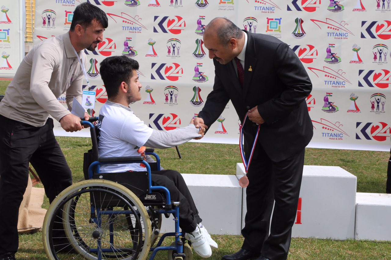 Young boys and girls, along with people with disabilities and adults participated in the marathon that spanned five thousand meters from the town of Sirwan to the city of Halabja. (Photo: Kurdistan 24)