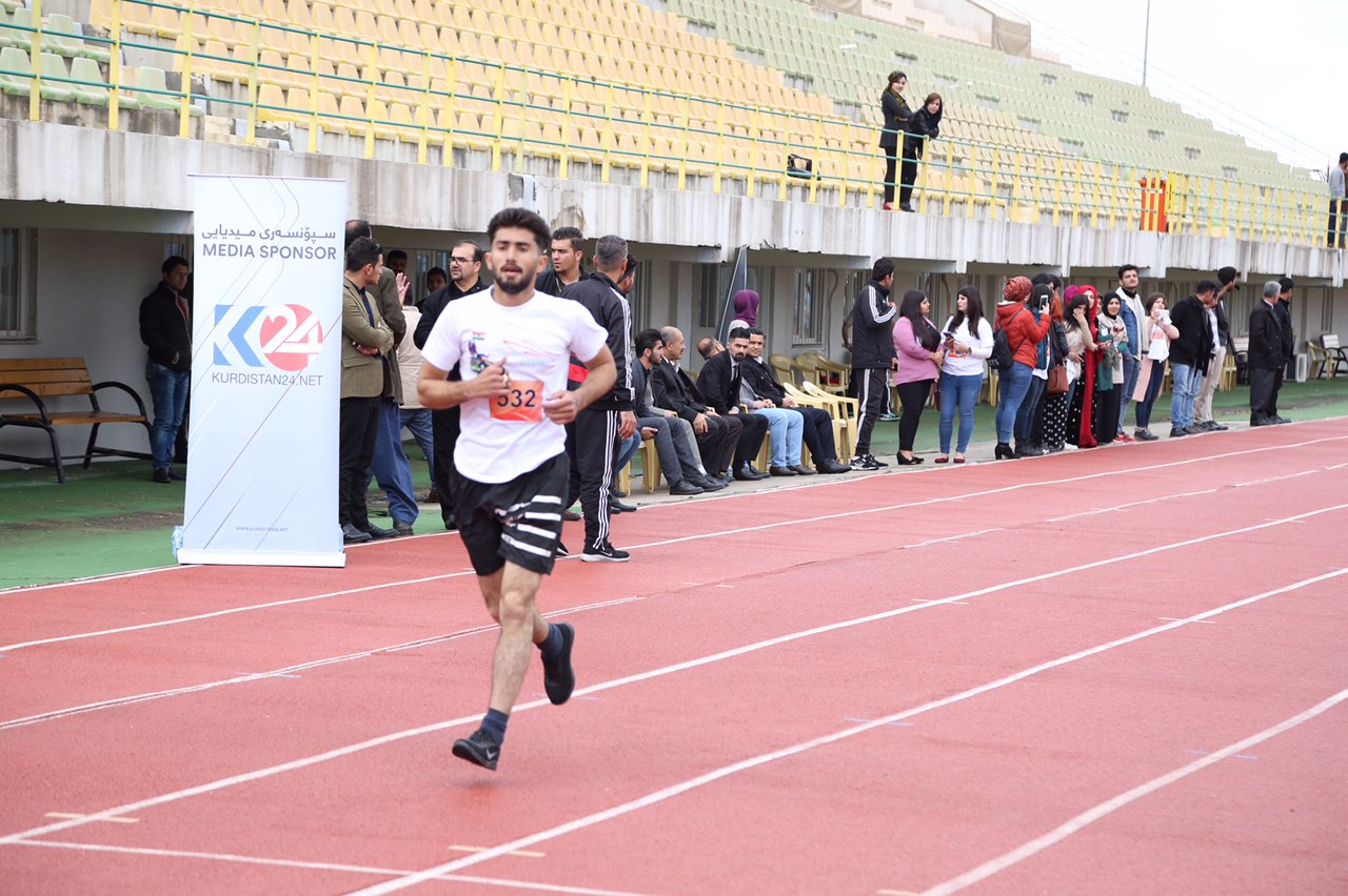Young boys and girls, along with people with disabilities and adults participated in the marathon that spanned five thousand meters from the town of Sirwan to the city of Halabja. (Photo: Kurdistan 24)