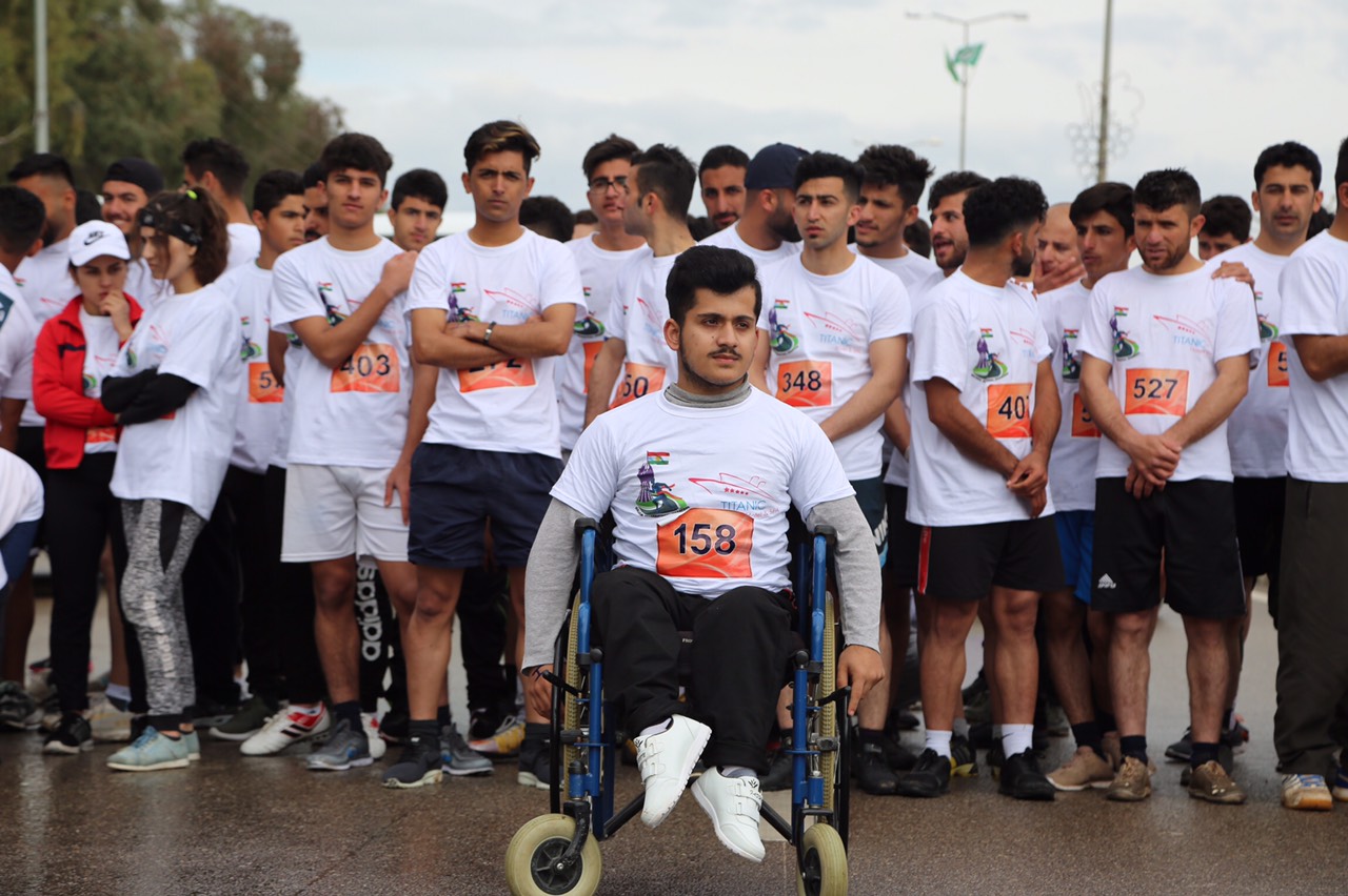 Young boys and girls, along with people with disabilities and adults participated in the marathon that spanned five thousand meters from the town of Sirwan to the city of Halabja. (Photo: Kurdistan 24)