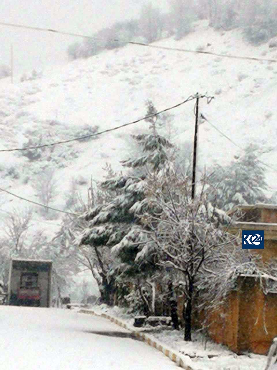 شەپۆلێكی بەفربارین چەند ناوچەیەكی ھەرێمی كوردستانی گرتەوە