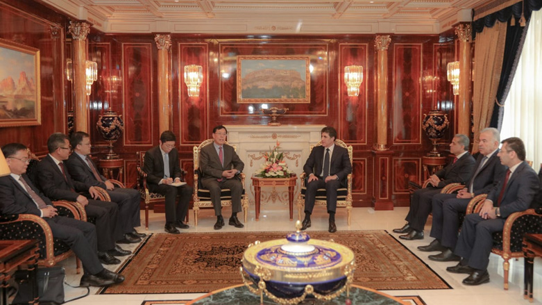 Kurdistan Region Prime Minister Nechirvan Barzani (center-right) meets with a Chinese delegation in Erbil, April 16, 2019. (Photo: KRG)