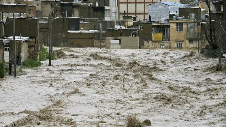 لافاو 170 گوندی سه‌ر به‌ پارێزگای ئیلامی گه‌مارۆ داوه‌