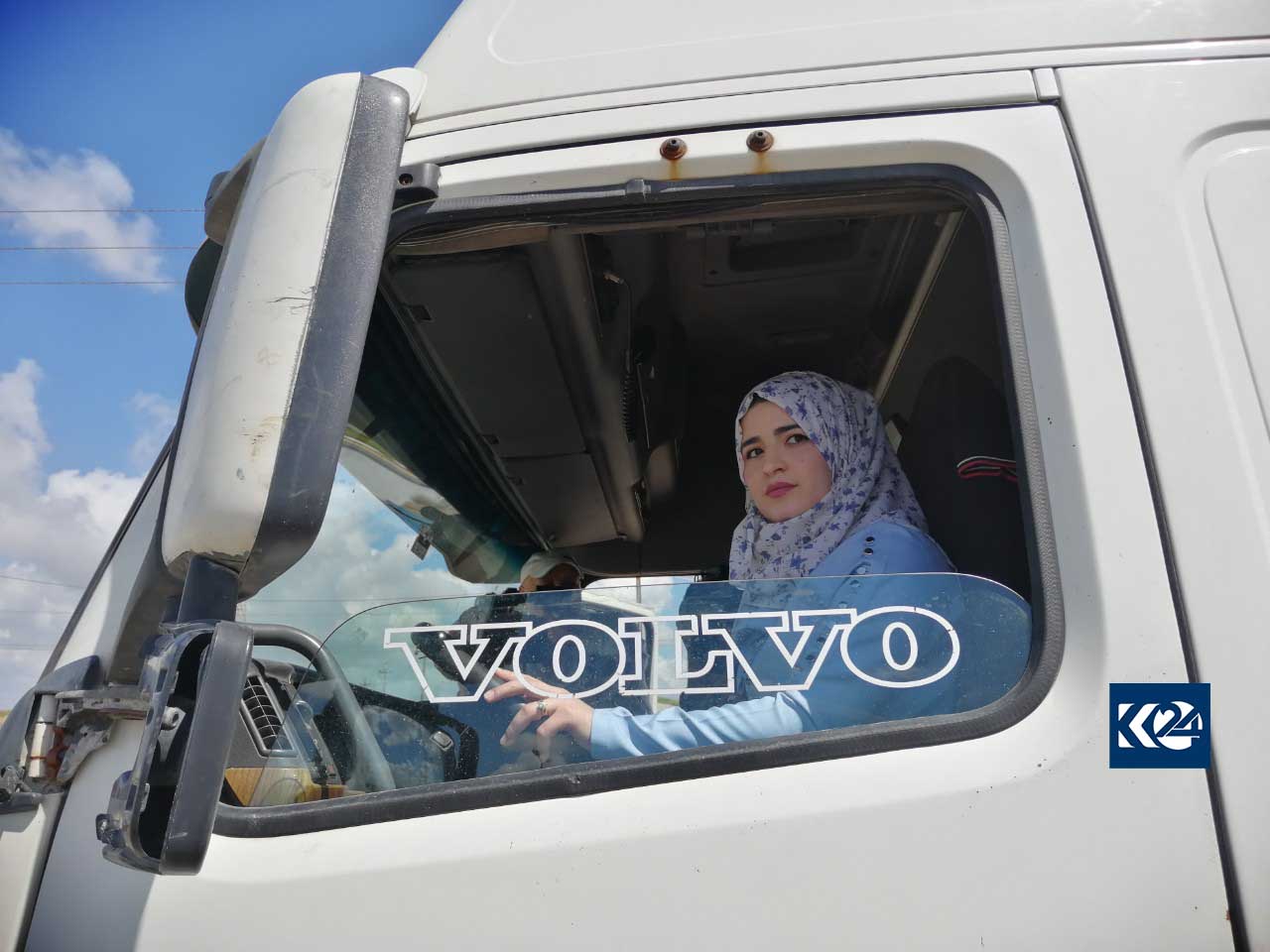 ژنێكی كورد مۆڵەتی لێخوڕینی بارھەڵگری پێدرا