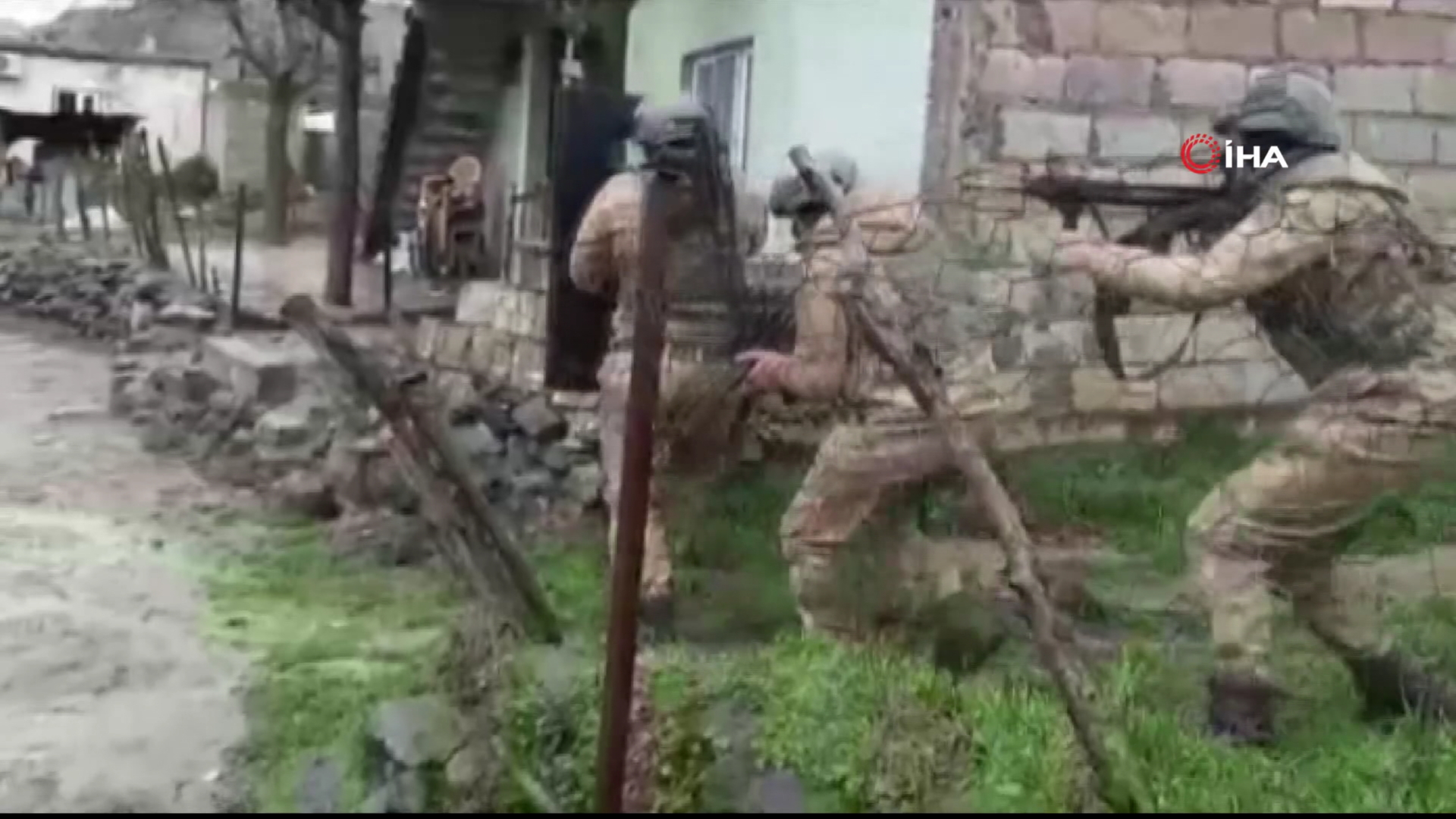Li Muşê, li Navçeya Malazgirê: 6 welatiyên Kurd hatin girtin